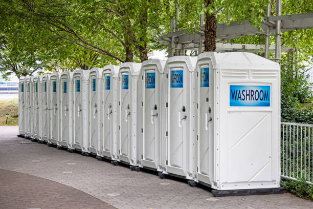 Best Portable restroom trailer rental  in Carrollton, KY